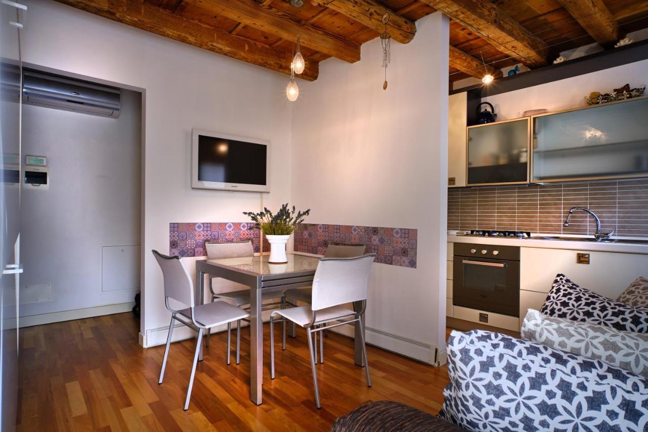 Il Vecchio Cortile Appartement Verona Buitenkant foto